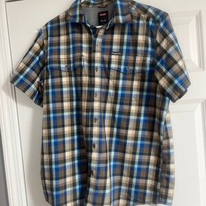 Wrangler Shirt Mens M Brown Blue Plaid Short Sleeve Regular Fit UPF 40 Utility